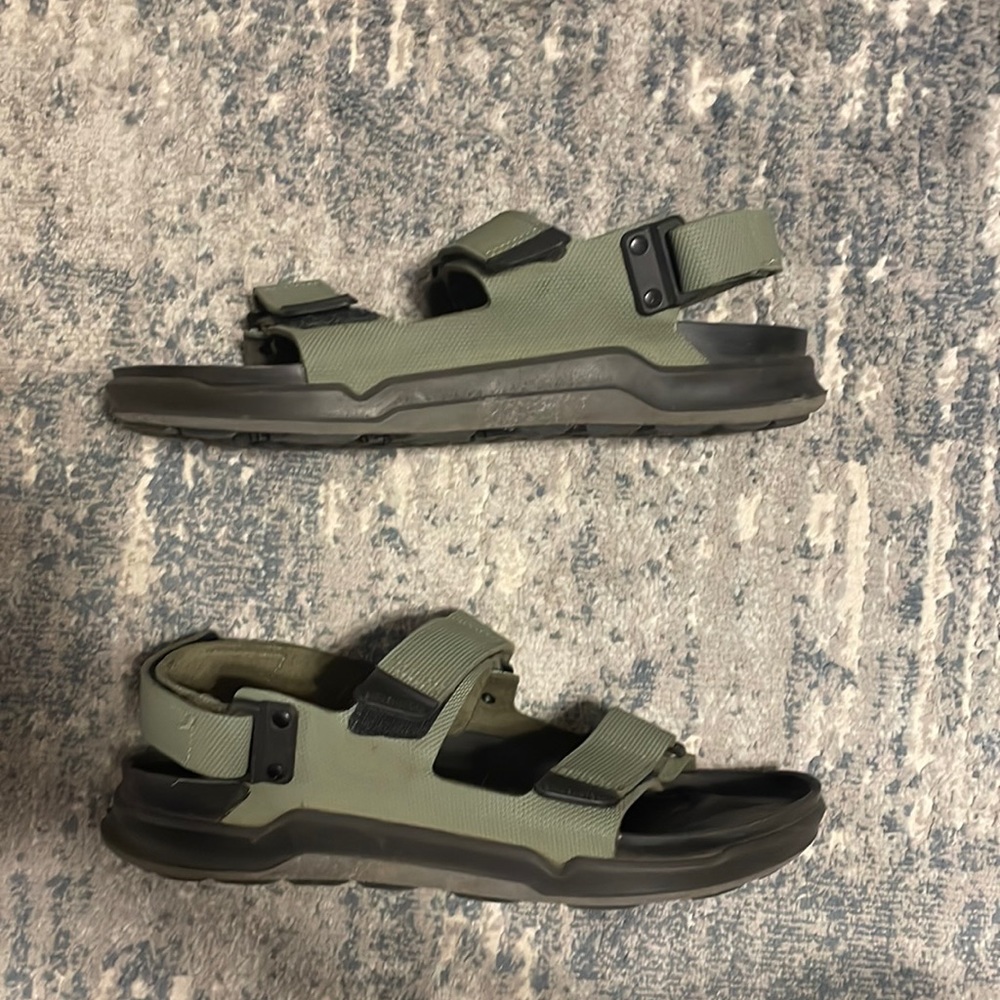 Birkenstock Tatatoa Size 45 or 12